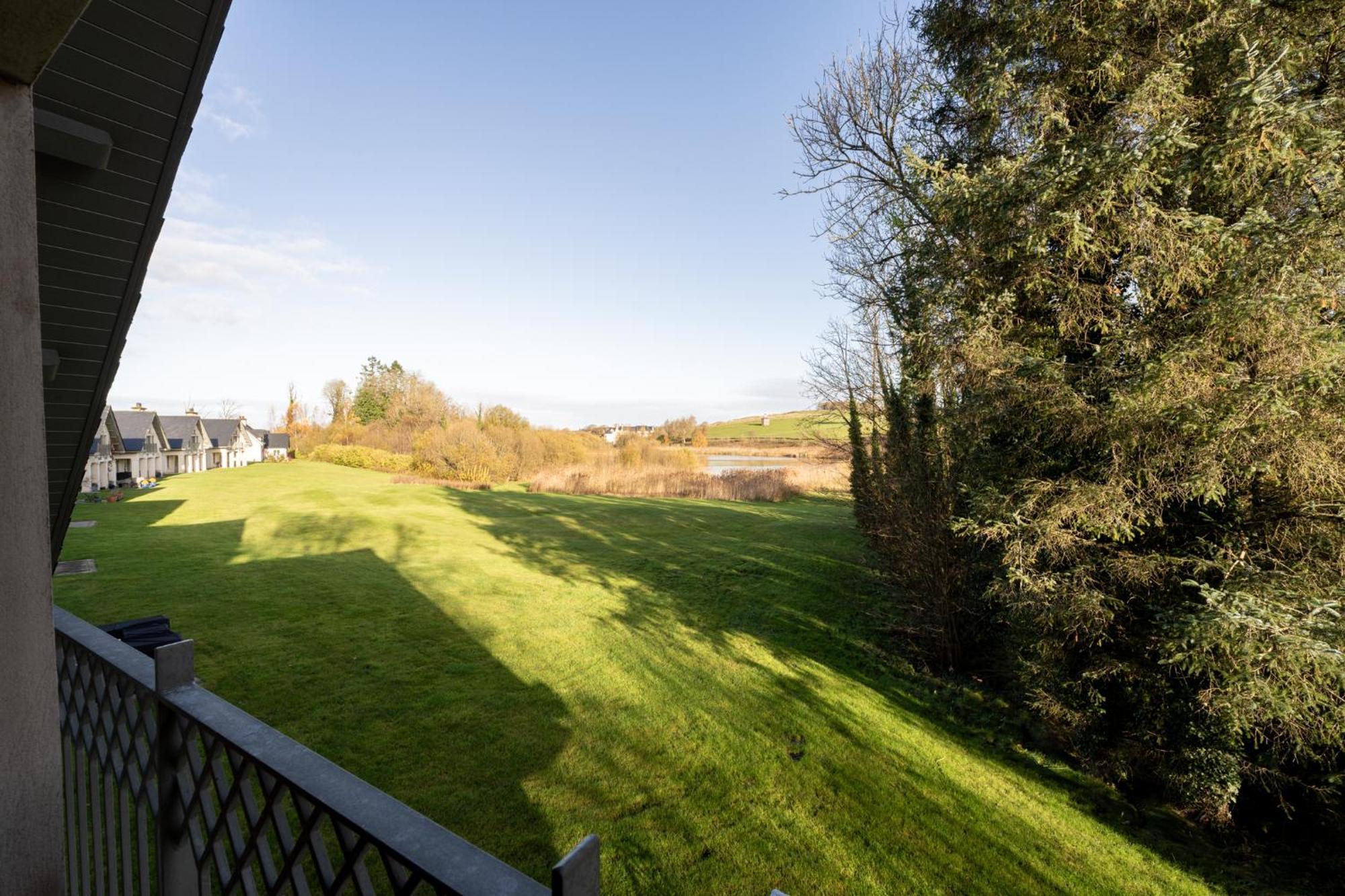 Escape Ordinary At Lough Erne Golf Village 恩尼斯基林 外观 照片